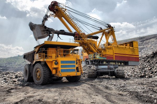 Infrastructure-mining-trucks